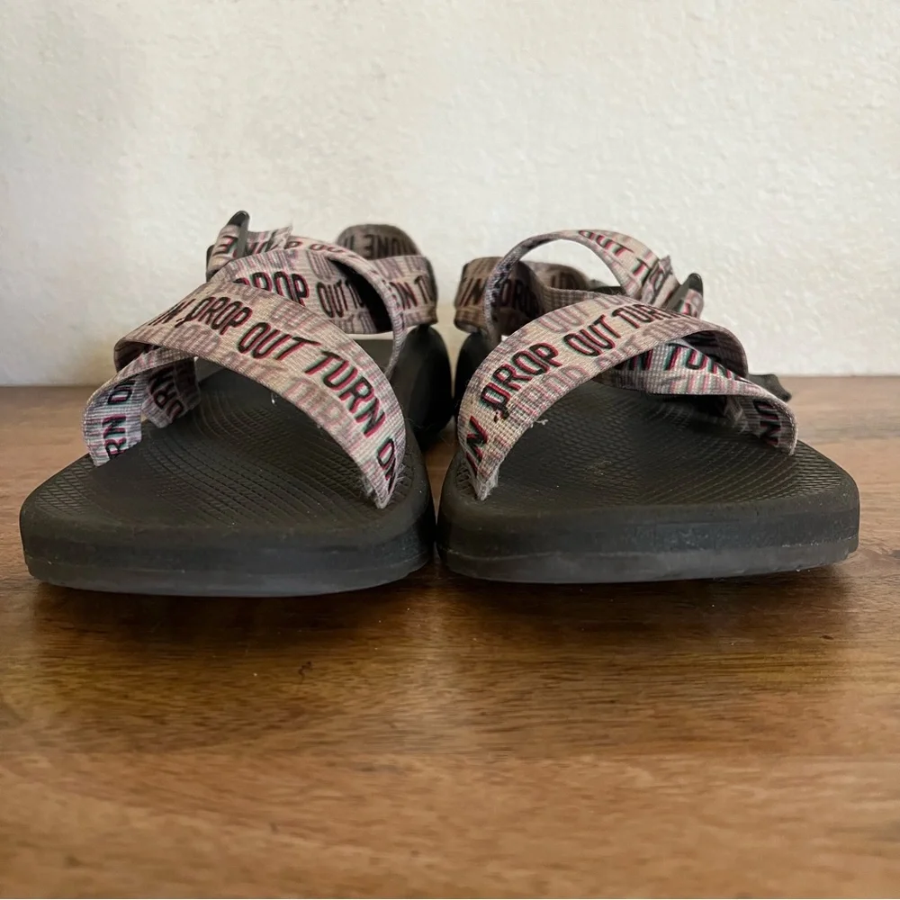 Chaco Cloud Woodstock Sandals Dove Guitar Logo White Black Men's Size 13